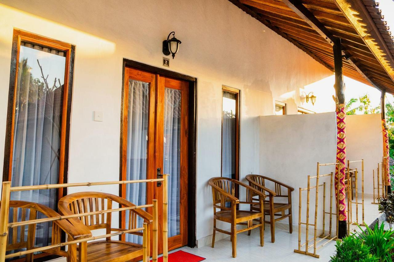 Kamasanti Hostel Toyapakeh 外观 照片